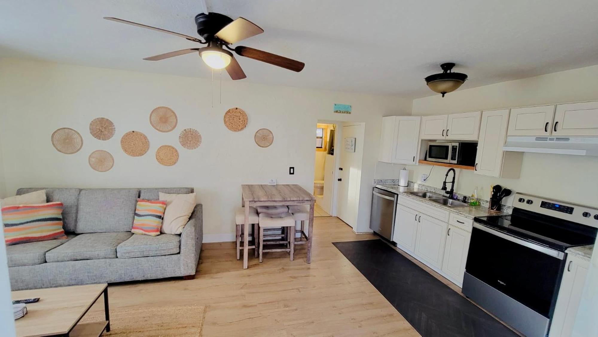 Beach Bungalow By The Sea 1 Cocoa Beach Bagian luar foto